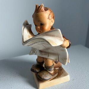 Vintage Hummel Figurine